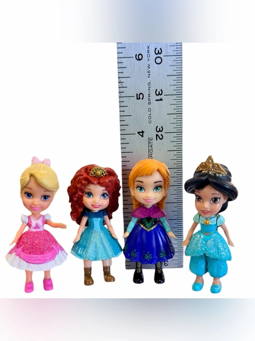 Disney princess toddler mini dolls 3“ jasmine Cinderella Anna Merida - set of 4.